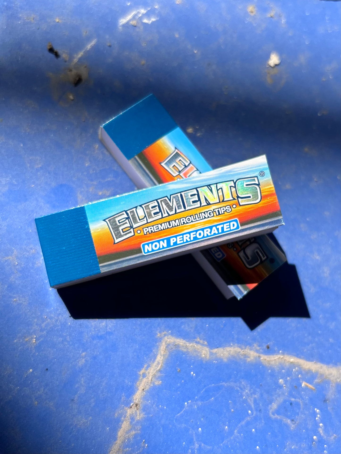 ELEMENTS Premium Rolling Tips Perforated