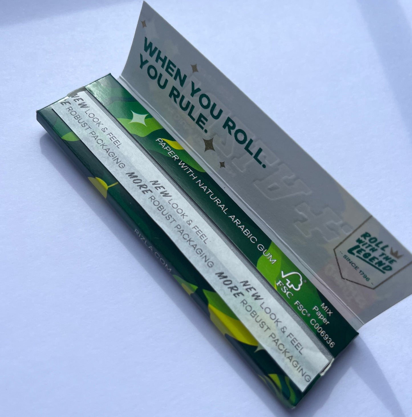 Medium Thin Green King Size RIZLA