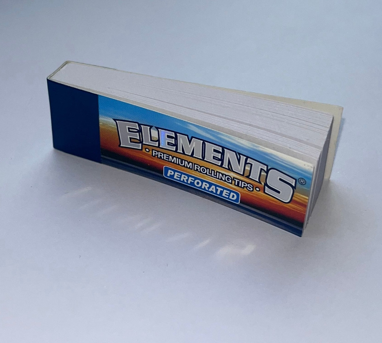 ELEMENTS Premium Rolling Tips Perforated