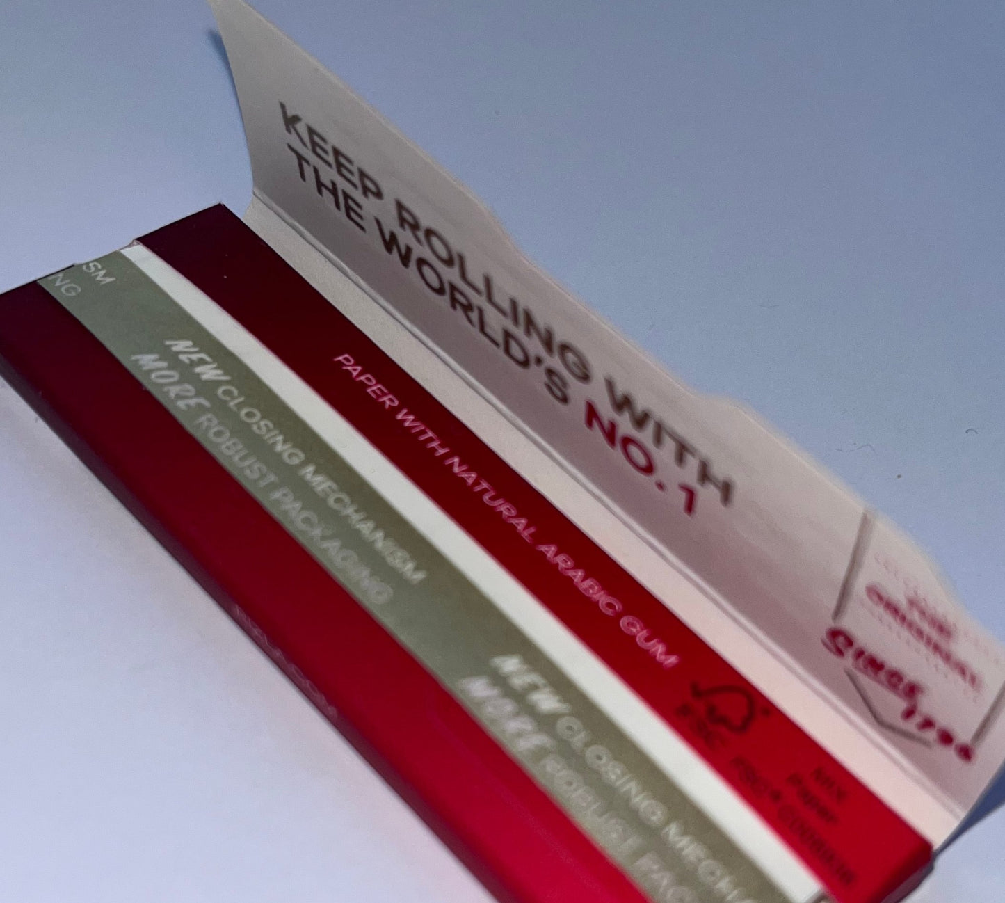 Medium Thin RED RIZLA